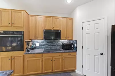26131 N 67th Drive, Peoria, AZ 85383 - Photo 17
