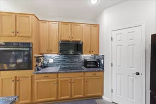 26131 N 67th Dr, Peoria, AZ 85383 - Photo 17