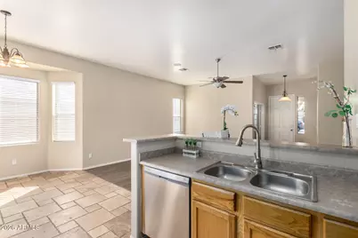12650 W Columbus Avenue, Avondale, AZ 85392 - Photo 11