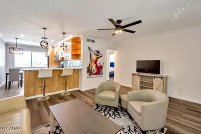 721 E Montebello Avenue #225, Phoenix, AZ 85014 - Photo 5