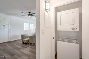 721 E Montebello Ave, Phoenix, AZ 85014 - Photo 7