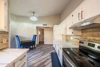 15818 N 6th Avenue, Phoenix, AZ 85023 - Photo 13