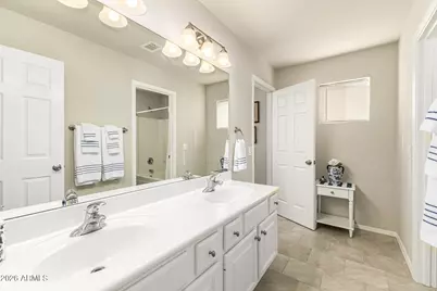 2381 E Augusta Avenue, Chandler, AZ 85249 - Photo 11