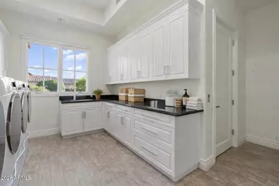 10163 E Hualapai Drive, Scottsdale, AZ 85255 - Photo 13