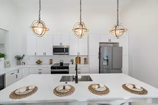 2037 N 22nd St, Phoenix, AZ 85006 - Photo 11