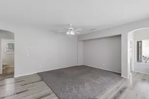 10114 E Kilarea Ave, Mesa, AZ 85209 - Photo 11