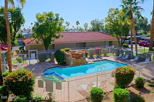 2929 W Yorkshire Dr, Phoenix, AZ 85027 - Photo 25