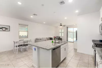 39985 W Rio Lobo Drive, Maricopa, AZ 85138 - Photo 11