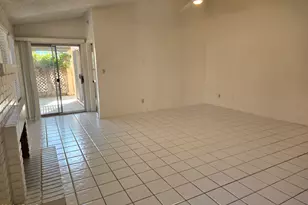 3033 E Siesta Ln, Phoenix, AZ 85050 - Photo 3