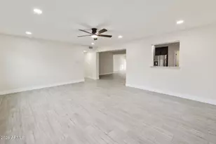 7126 W Ironwood Dr, Peoria, AZ 85345 - Photo 15