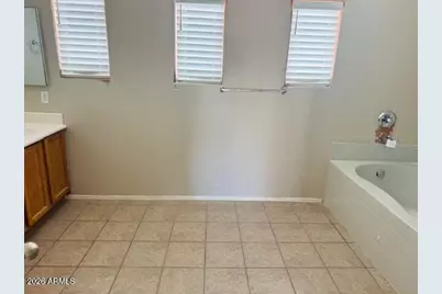 43724 W Cowpath Road, Maricopa, AZ 85138 - Photo 17