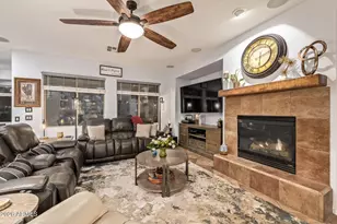 2226 W Hedgehog Pl, Phoenix, AZ 85085 - Photo 13