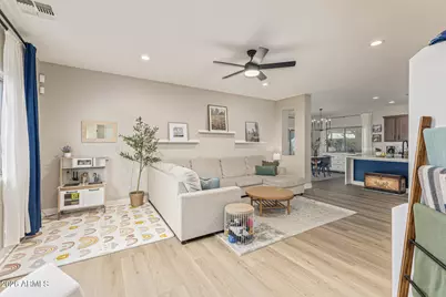 793 W Trellis Road, Queen Creek, AZ 85140 - Photo 7