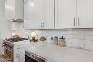 109 W Willo Ct, Phoenix, AZ 85003 - Photo 9