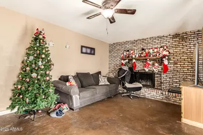 4519 W Paradise Drive, Glendale, AZ 85304 - Photo 9