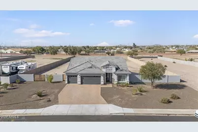 2438 S 218th Drive, Buckeye, AZ 85326 - Photo 13