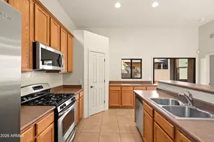 958 Marchbanks Dr, Sierra Vista, AZ 85635 - Photo 9