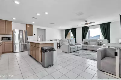 3822 S 84th Lane, Tolleson, AZ 85353 - Photo 5