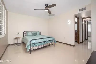 9506 W Country Club Drive W, Sun City, AZ 85373 - Photo 21