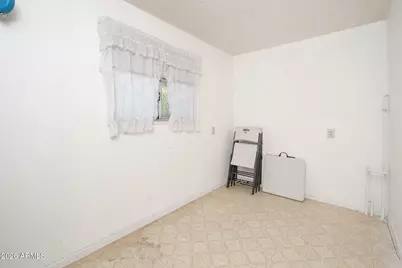 9506 W Country Club Drive W, Sun City, AZ 85373 - Photo 37