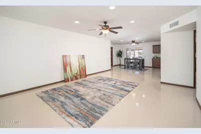 9506 W Country Club Drive W, Sun City, AZ 85373 - Photo 9