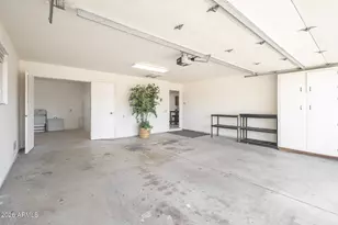 9506 W Country Club Dr W, Sun City, AZ 85373 - Photo 35