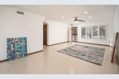 9506 W Country Club Drive W, Sun City, AZ 85373 - Photo 11