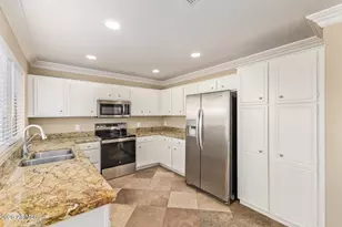 7420 W Los Gatos Dr, Glendale, AZ 85310 - Photo 13