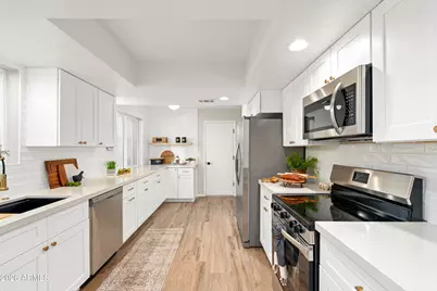 8602 N 33rd Avenue, Phoenix, AZ 85051 - Photo 13