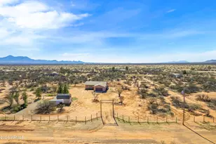 9292 E Chandler Ln, Hereford, AZ 85615 - Photo 37