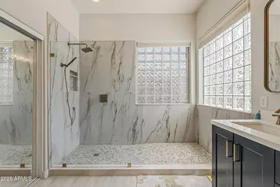 43319 W Oakland Court, Maricopa, AZ 85138 - Photo 15