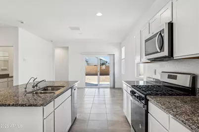 38095 W Frascati Avenue, Maricopa, AZ 85138 - Photo 5