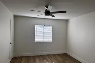 3825 E Camelback Road E, Phoenix, AZ 85018 - Photo 17