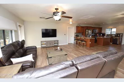 946 E Denton Lane, Phoenix, AZ 85014 - Photo 7