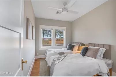 2549 N Mitchell Street, Phoenix, AZ 85006 - Photo 19