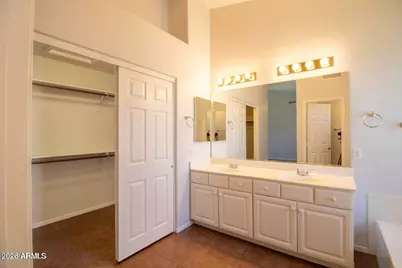 1450 N Roadrunner Drive, Gilbert, AZ 85234 - Photo 19