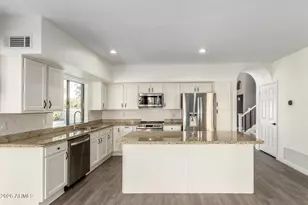 13077 N 99th Pl, Scottsdale, AZ 85260 - Photo 17