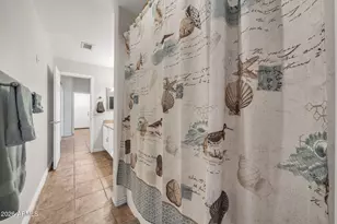 8951 W Deanna Dr, Peoria, AZ 85382 - Photo 25