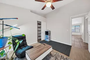 8951 W Deanna Dr, Peoria, AZ 85382 - Photo 27