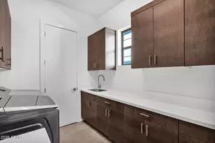 8430 S 10th Ln, Phoenix, AZ 85041 - Photo 41