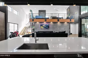 8430 S 10th Ln, Phoenix, AZ 85041 - Photo 13