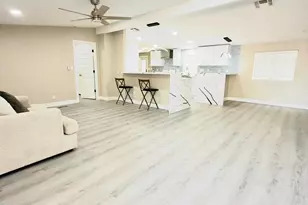 15832 N 66th Ave, Glendale, AZ 85306 - Photo 7