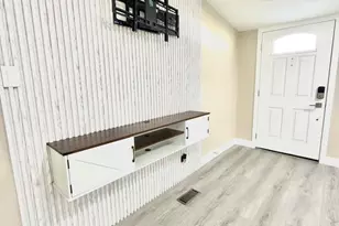 15832 N 66th Ave, Glendale, AZ 85306 - Photo 9