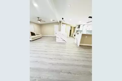 15832 N 66th Avenue, Glendale, AZ 85306 - Photo 9