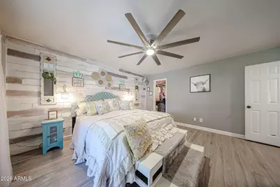 18032 N 44th Avenue, Glendale, AZ 85308 - Photo 17