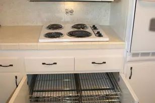 10923 W Windsor Dr, Sun City, AZ 85351 - Photo 5