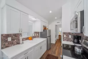 111 S Greenfield Rd, Mesa, AZ 85206 - Photo 11