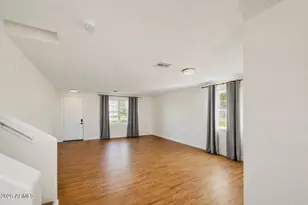 1906 E Patrick Ln, Phoenix, AZ 85024 - Photo 3