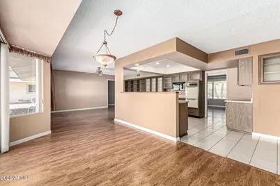 9710 W Forrester Drive, Sun City, AZ 85351 - Photo 9