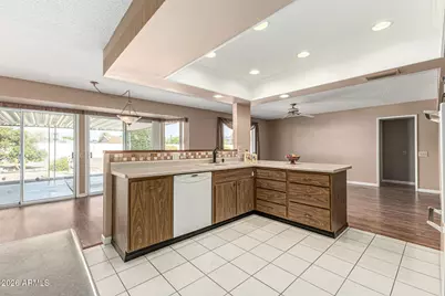 9710 W Forrester Drive, Sun City, AZ 85351 - Photo 15